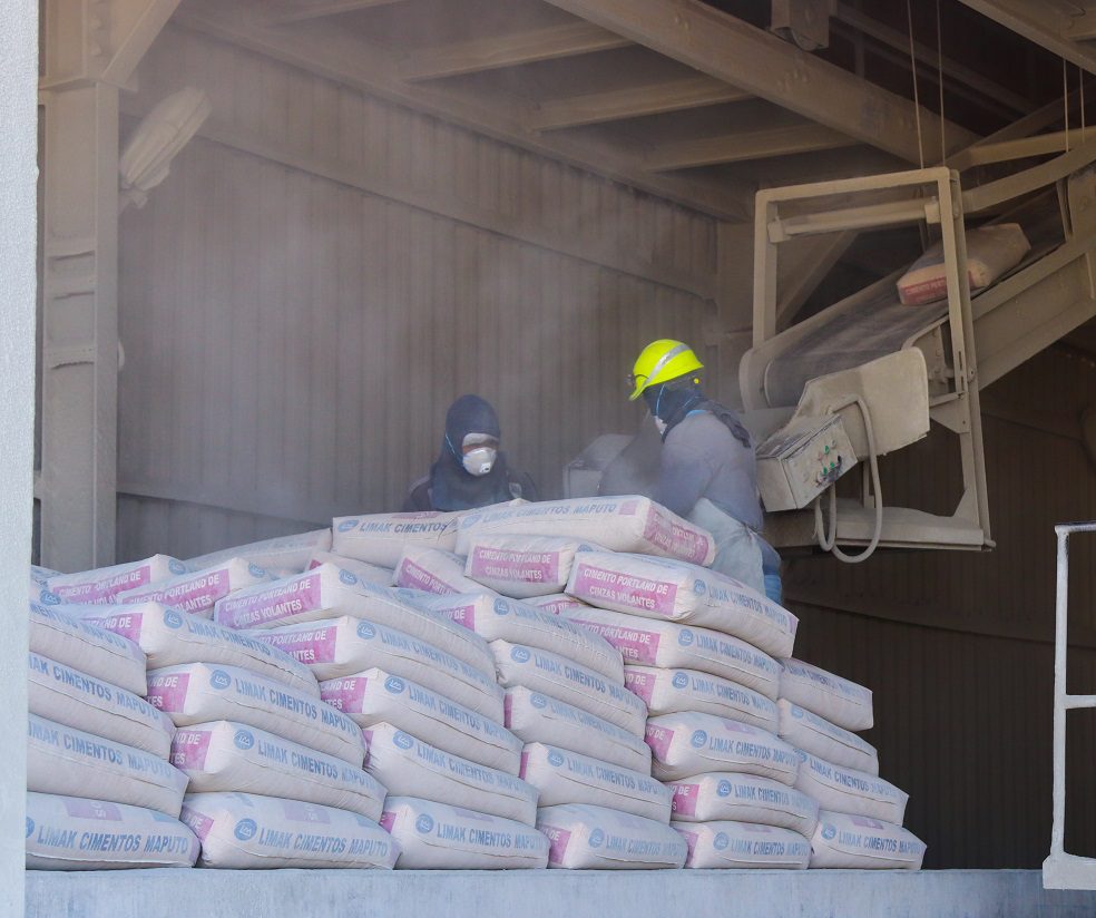 Capacidade de produção de cimento reforçada com inauguração de nova fábrica