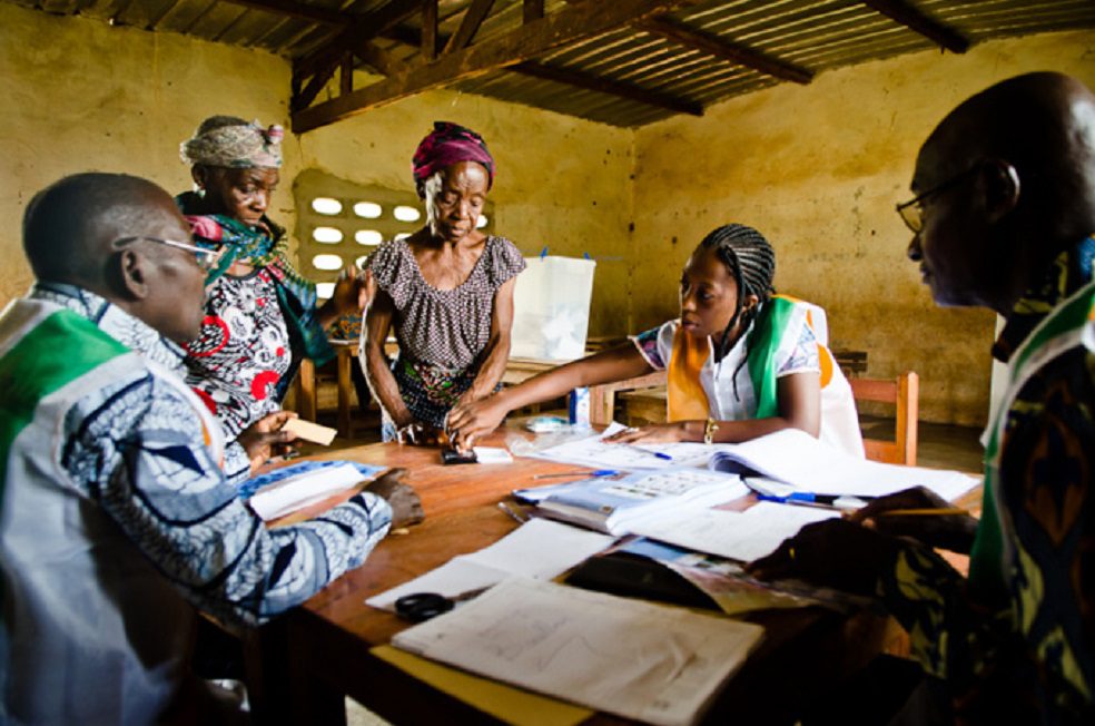 Insatisfação com o funcionamento dos regimes democráticos em Africa é preocupante