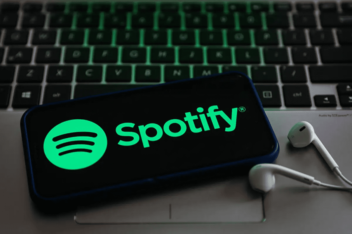 <strong>Spotify cortará 6% de sua força de trabalho</strong><strong></strong>