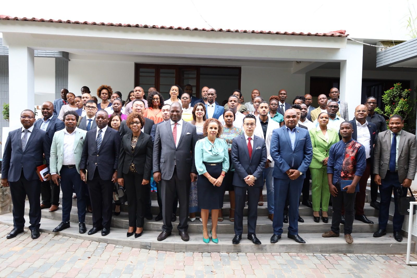 China investiu um bilião de dólares em Moçambique nos últimos seis anos