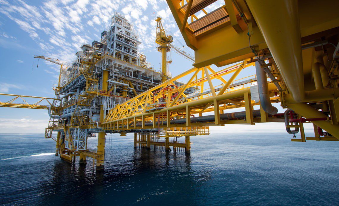 Angola: Exxon Mobil pondera investir 15 mil milhões de dólares na bacia do Namibe