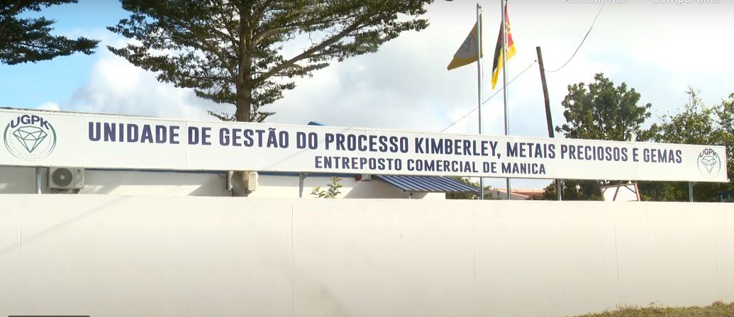 Inaugurado em Manica entreposto comercial de minerais preciosos