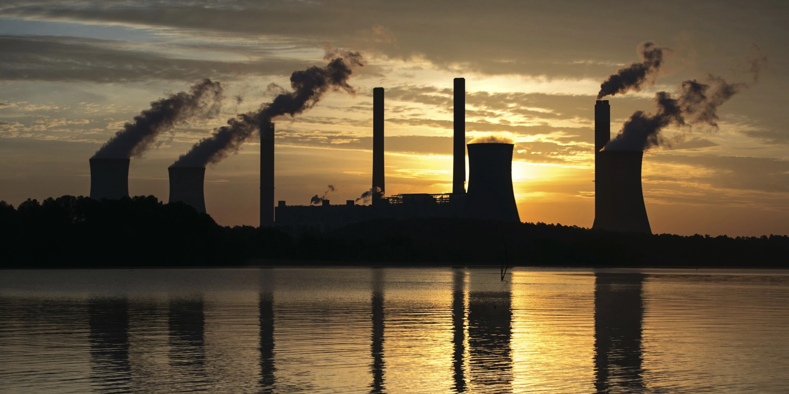 Novo chefe do IPCC alerta sobre a continuidade de produção de combustíveis fósseis