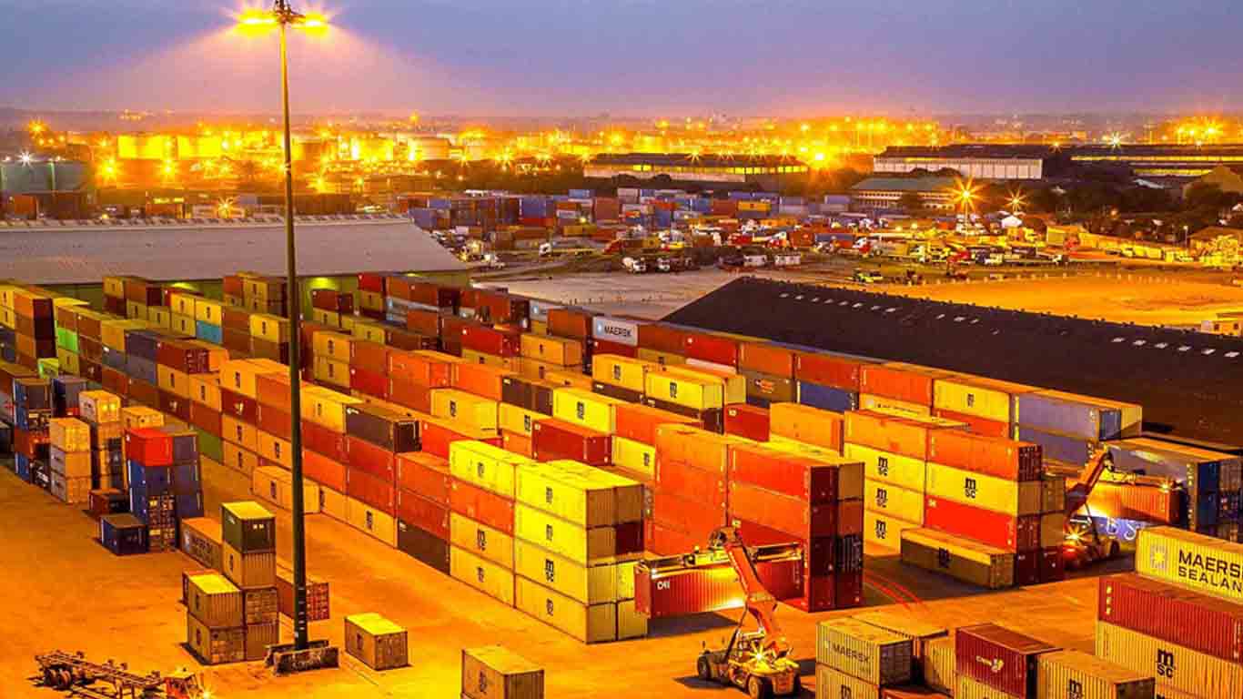 Porto de Pemba recebe novos equipamentos para manusear minérios
