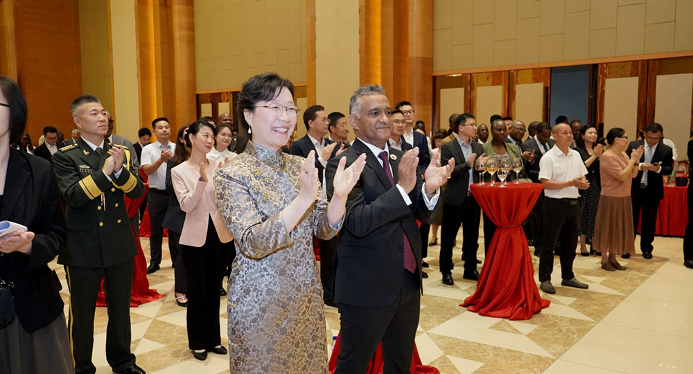 China Afirmada Como Parceiro Estratégico Global De Moçambique No Caminho Da Industrialização E Do Crescimento Sustentável (4)