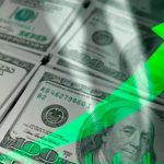 Dólar Ganha Força com Escalada do Petróleo e Alerta Inflacionista da Fed