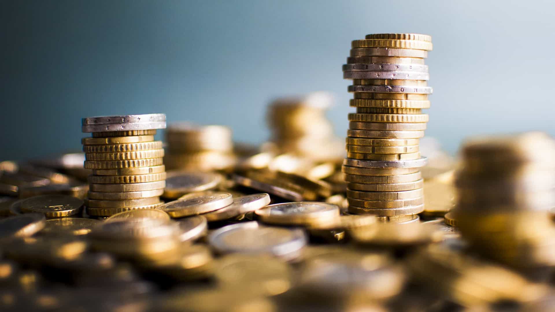 Estado Reforça Endividamento Interno no IV Trimestre e Pressiona Mercado Doméstico