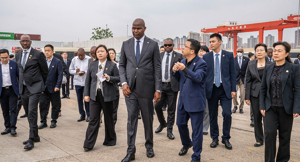 Moçambique Procura Parcerias Industriais Na China Para Acelerar Transformação Económica (1)