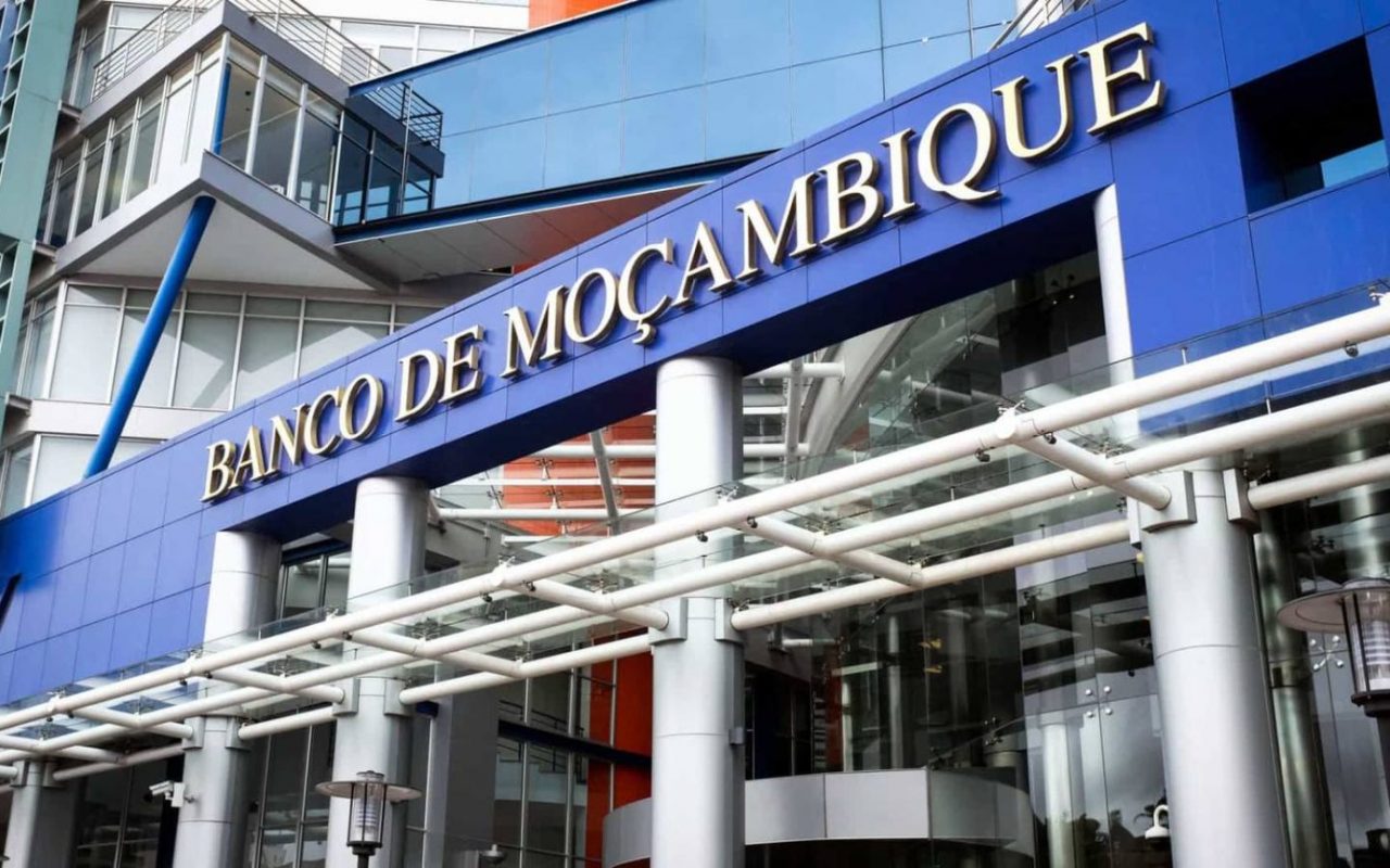 PIB Cresce 1,7%, Mas Queda do Investimento Limita Recuperação da Economia