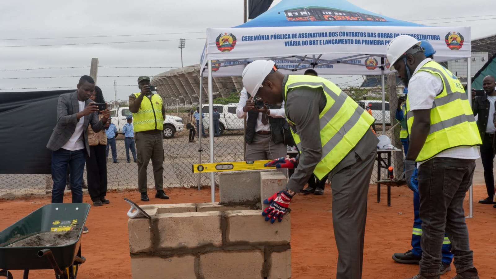 Lançamento Da Primeira Pedra Para O Projecto BRT Promete Reduzir Custos Da Congestão E Aproximar Empresas Dos Mercados