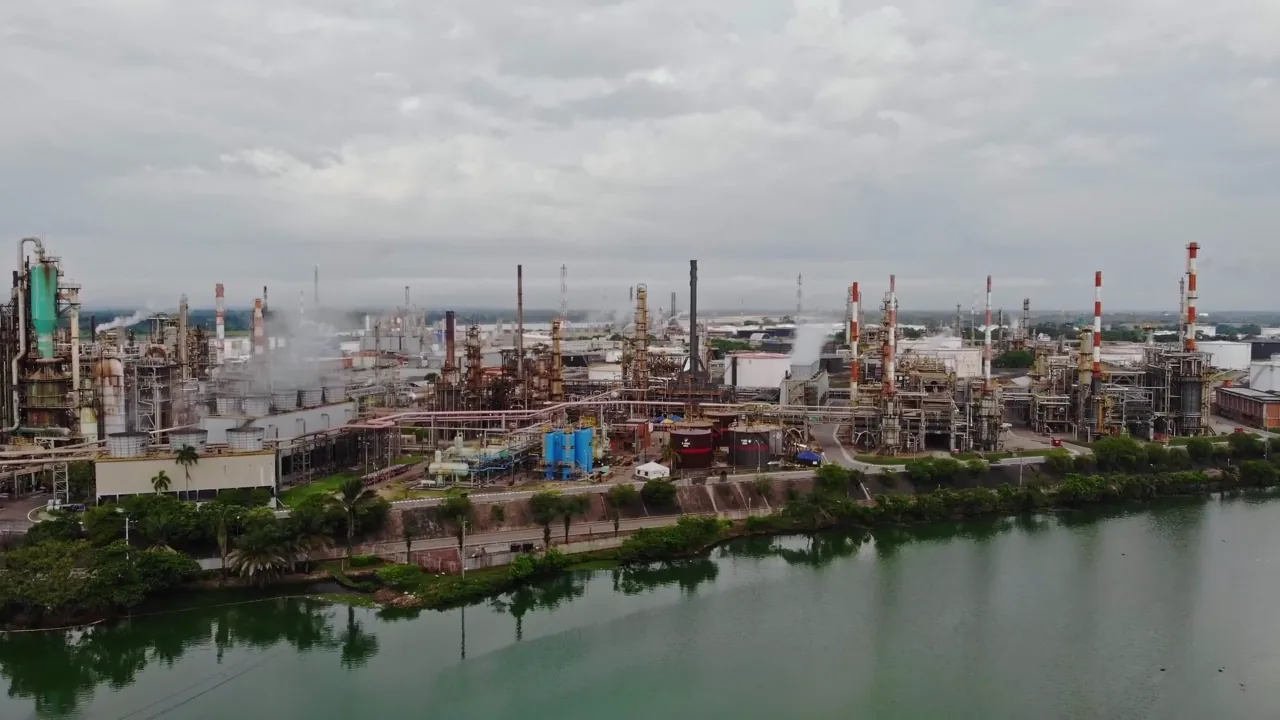 Brent Supera US$ 106 Apesar da Recuperação das Exportações do Médio Oriente