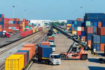 Terminal logístico de contentores